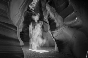 Antelope Canyon Photo Comparison - Gavin Hardcastle vs Peter Lik